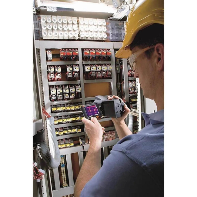 Тепловизор Testo 890-2 в Ижевске Тепловизор Testo 890-2 в Ижевске