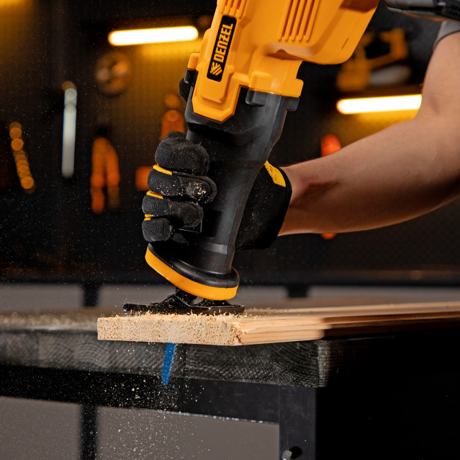 Пила сабельная аккумуляторная CRC-115-0,  18В Li-Ion Denzel в Ижевске