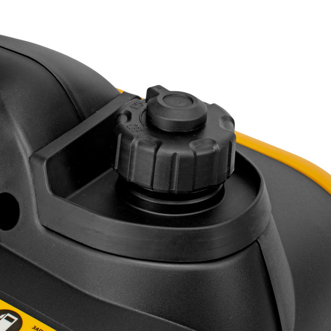 Генератор инверторный GS-3000iS, 3,0 кВт, 230 В, закрытый корпус, ручной старт Denzel в Ижевске