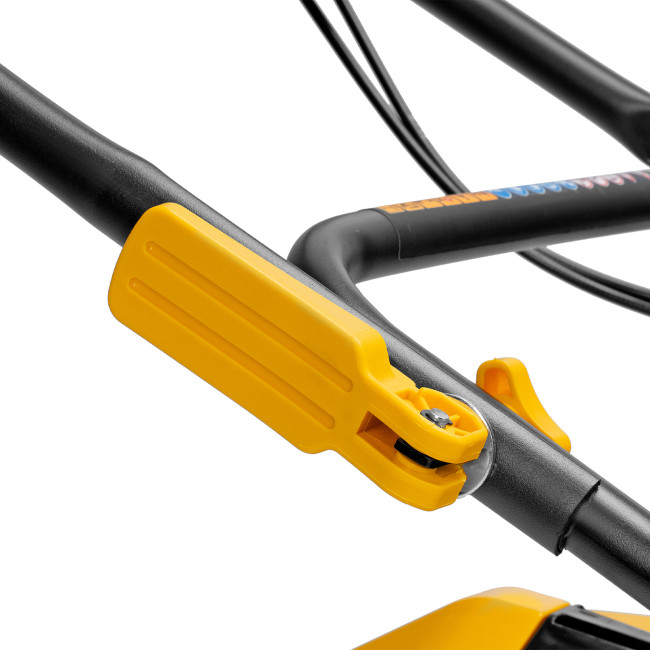 Газонокосилка бензиновая GLD-520SP, 196 куб.см, ширина 52 см, привод, 7 уровней,травосборник 60 л Denzel в Ижевске Газонокосилка бензиновая GLD-520SP, 196 куб.см, ширина 52 см, привод, 7 уровней,травосборник 60 л Denzel в Ижевске