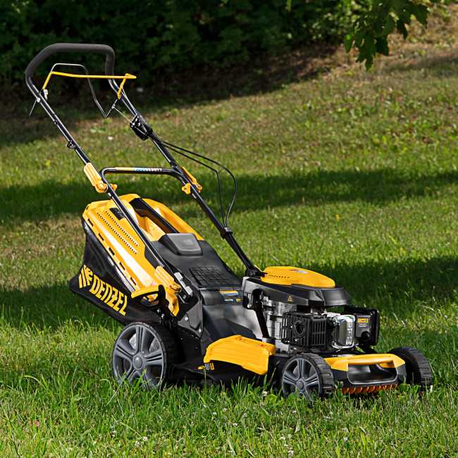 Газонокосилка бензиновая GLD-520SP, 196 куб.см, ширина 52 см, привод, 7 уровней,травосборник 60 л Denzel в Ижевске Газонокосилка бензиновая GLD-520SP, 196 куб.см, ширина 52 см, привод, 7 уровней,травосборник 60 л Denzel в Ижевске