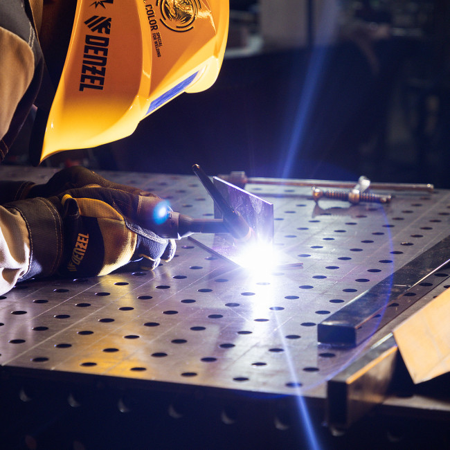 Аппарат инвертор. аргонодуговой сварки ITIG-200 DС Pulse Cold Weld, 200 А, ПВ 60% Denzel в Ижевске