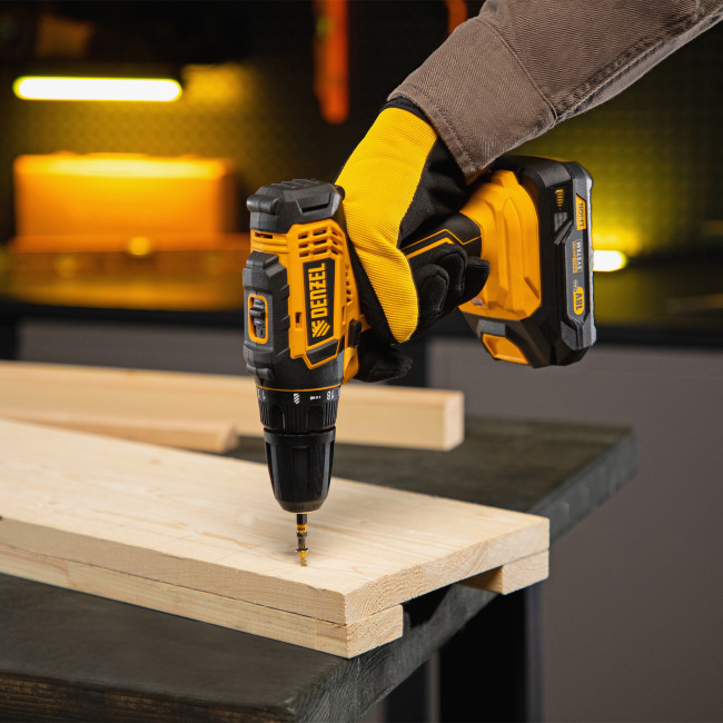 Дрель-шуруповерт аккумуляторная CDL-18-0, Li-Ion, 18 В Denzel в Ижевске