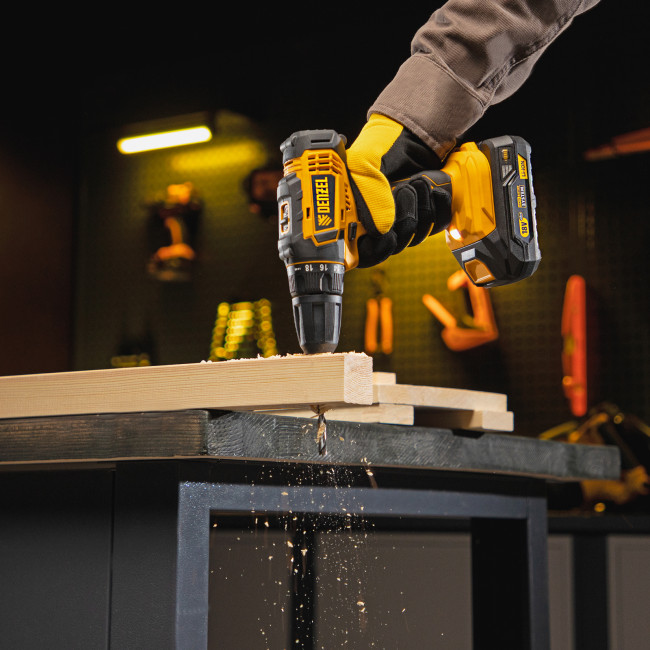 Дрель-шуруповерт аккумуляторная CDL-18-0, Li-Ion, 18 В Denzel в Ижевске