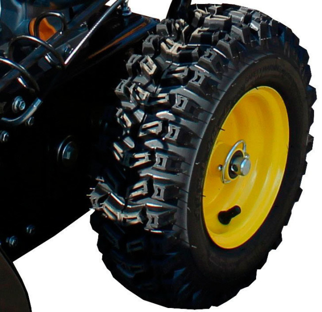 Снегоуборщик Huter SGC 4000E в Ижевске Снегоуборщик Huter SGC 4000E в Ижевске