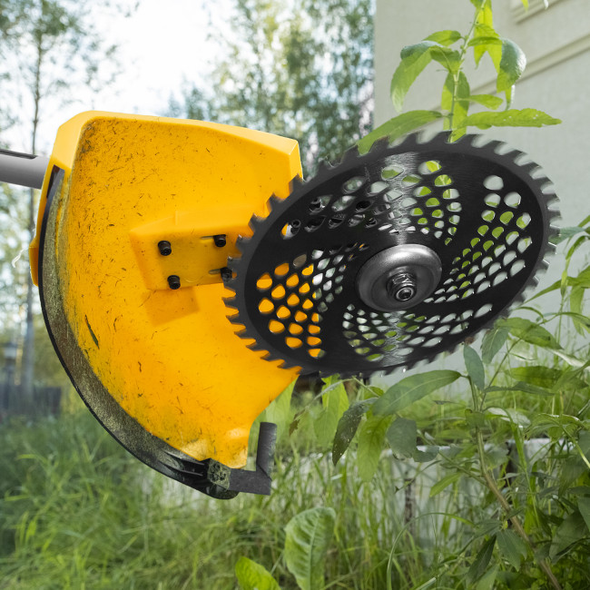 Триммер бензиновый DT 25, 25 см3, 1.3 л. с, неразъемная штанга, состоит из 2 частей Denzel в Ижевске Триммер бензиновый DT 25, 25 см3, 1.3 л. с, неразъемная штанга, состоит из 2 частей Denzel в Ижевске