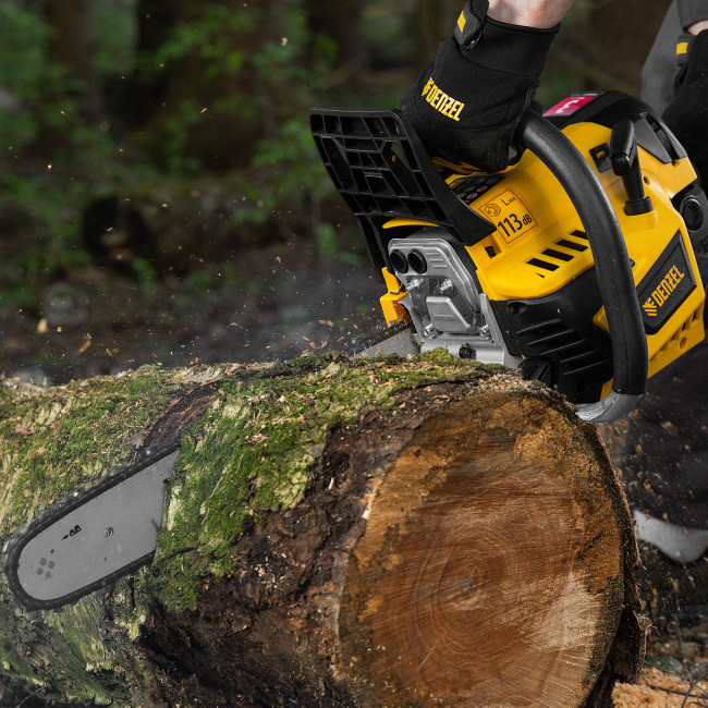 Пила цепная бензиновая DS-4516, шина 40 см, 45 см3, 2,5 л.с, шаг 0,325, паз 1,5 мм, 64 звена Denzel в Ижевске