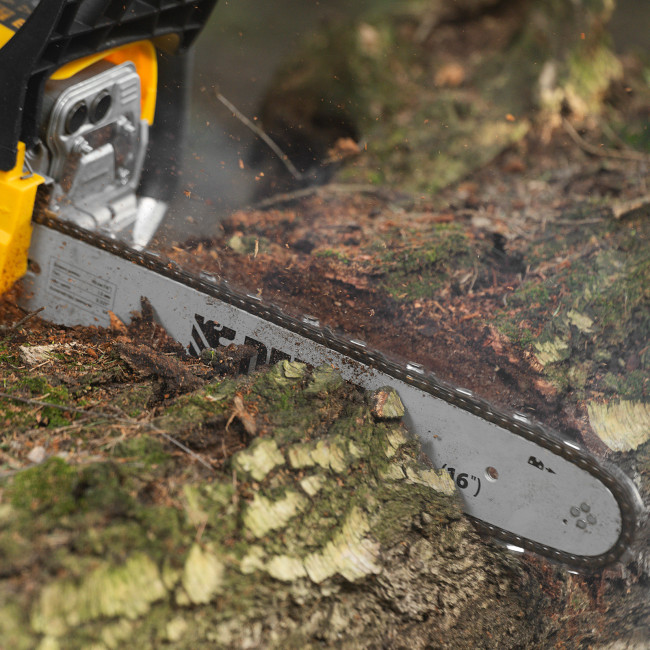 Пила цепная бензиновая DS-4516, шина 40 см, 45 см3, 2,5 л.с, шаг 0,325, паз 1,5 мм, 64 звена Denzel в Ижевске