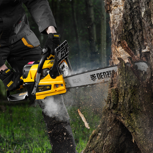 Пила цепная бензиновая DS-5820, шина 50 см, 58 см3, 3.6 л.с, шаг 0,325, паз 1,5 мм, 76 звеньев Denzel в Ижевске