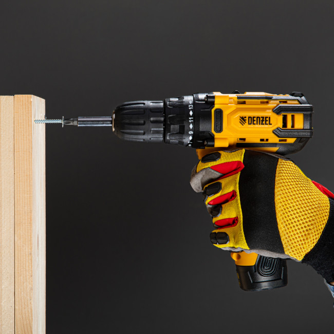 Дрель-шуруповерт аккумуляторная CDL-12CB, Li-Ion, 12 В, 1 акк. Denzel в Ижевске