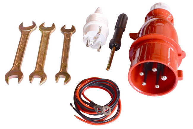 Дизель генератор TSS SDG 6000EH3A с АВР в Ижевске