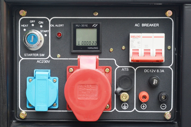 Дизель генератор TSS SDG 7000EH3A с АВР в Ижевске