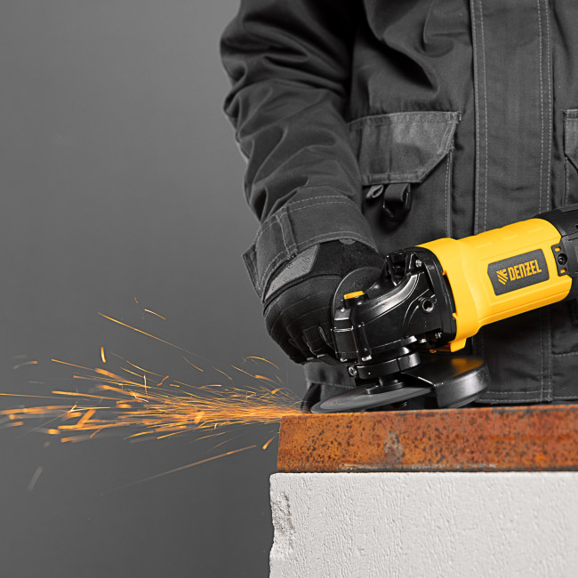 Машина шлифовальная угловая AGH125-1200A, 1200 Вт, 125 мм, 11000 об/мин Denzel в Ижевске Машина шлифовальная угловая AGH125-1200A, 1200 Вт, 125 мм, 11000 об/мин Denzel в Ижевске