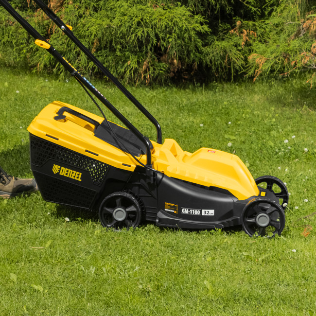 Газонокосилка электрическая GM-1100, 1100 Вт, шир. 32 см, 3 уров., травосб. 30 л Denzel в Ижевске Газонокосилка электрическая GM-1100, 1100 Вт, шир. 32 см, 3 уров., травосб. 30 л Denzel в Ижевске