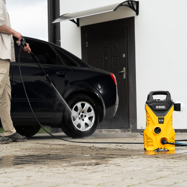 Моечная машина высокого давления R-110, 1500 Вт, 110 бар, 5,7 л/мин, переносная Denzel в Ижевске Моечная машина высокого давления R-110, 1500 Вт, 110 бар, 5,7 л/мин, переносная Denzel в Ижевске