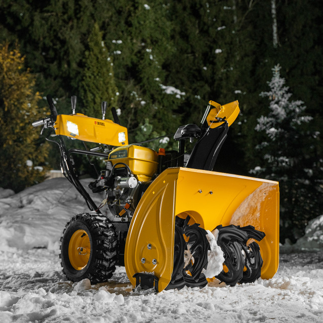 Бензиновая снегоуборочная машина SBL 711D PRO, 302cc, эл.старт, фара, обогрев, блок. дифф. Denzel в Ижевске Бензиновая снегоуборочная машина SBL 711D PRO, 302cc, эл.старт, фара, обогрев, блок. дифф. Denzel в Ижевске