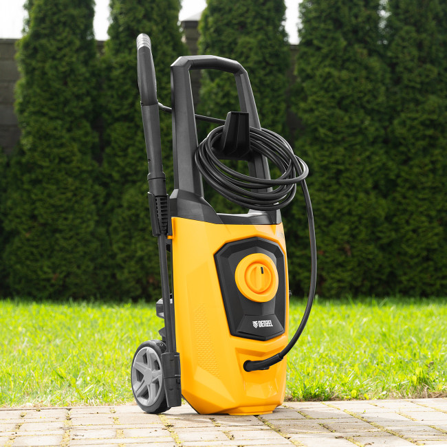 Моечная машина высокого давления R-170, 2000 Вт, 170 бар, 360 л/ч, колесная Denzel в Ижевске Моечная машина высокого давления R-170, 2000 Вт, 170 бар, 360 л/ч, колесная Denzel в Ижевске