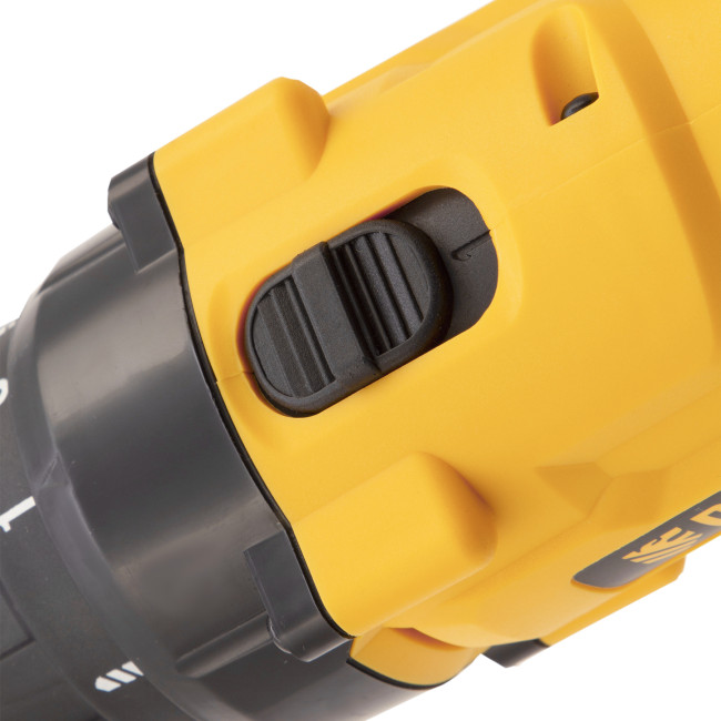 Дрель-шуруповерт аккумуляторная CDL-IB-18-02, Li-Ion, 18 В, 2 акк. Denzel в Ижевске