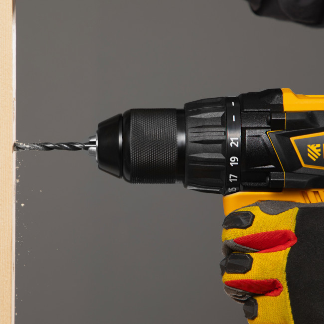 Дрель-шуруповерт аккумуляторная, бесщет. BLDL-IB-18-02, Li-Ion, 18 В, 2 акк. Denzel в Ижевске