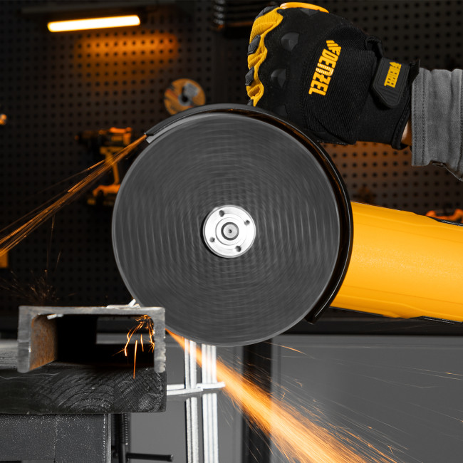 Машина шлифовальная угловая AG180-2000, 2000 Вт, 180 мм, 8500 об/мин Denzel в Ижевске Машина шлифовальная угловая AG180-2000, 2000 Вт, 180 мм, 8500 об/мин Denzel в Ижевске