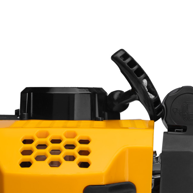 Триммер бензиновый DGT-52-PRO, анти-вибро, 52 см3, неразъем, состоит из 2 частей Denzel в Ижевске Триммер бензиновый DGT-52-PRO, анти-вибро, 52 см3, неразъем, состоит из 2 частей Denzel в Ижевске