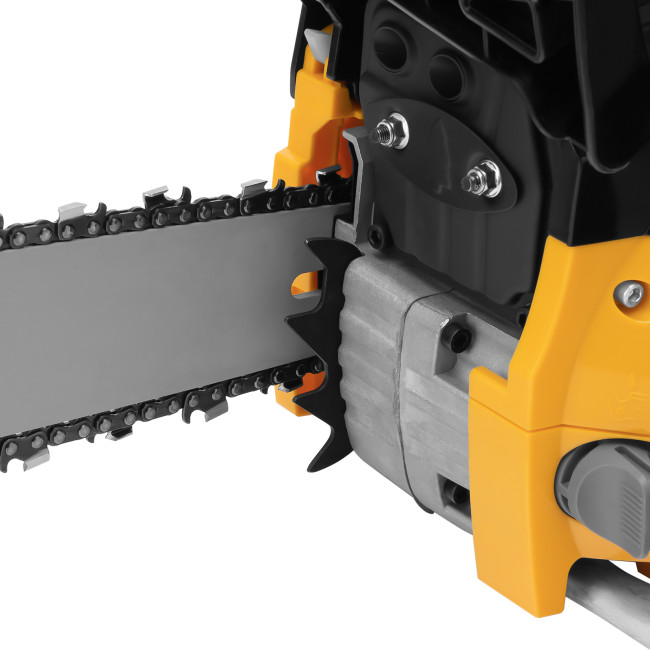 Пила цепная бензиновая DGS-5218, шина 45 см, 52 см3, 3.5 л.с, шаг 0.325, паз 1.5 мм, 72 звена Denzel в Ижевске