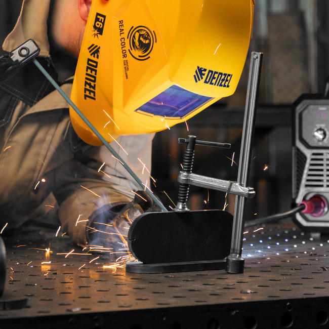 Аппарат инвертор. дуговой сварки DM-220 Standart, 220 А, ПВ 60% Denzel в Ижевске Аппарат инвертор. дуговой сварки DM-220 Standart, 220 А, ПВ 60% Denzel в Ижевске