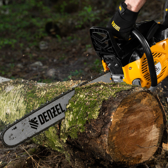 Пила цепная бензиновая DGS-5820, шина 50 см, 58 см3, 4.1 л.с, шаг 0.325, паз 1.5 мм, 76 звеньев Denzel в Ижевске